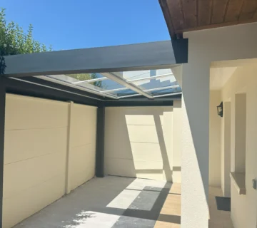 Pergola toiture vitrée